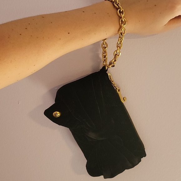Juicy Couture Bow velvet wristlet clutch 🌟 - Picture 6 of 6